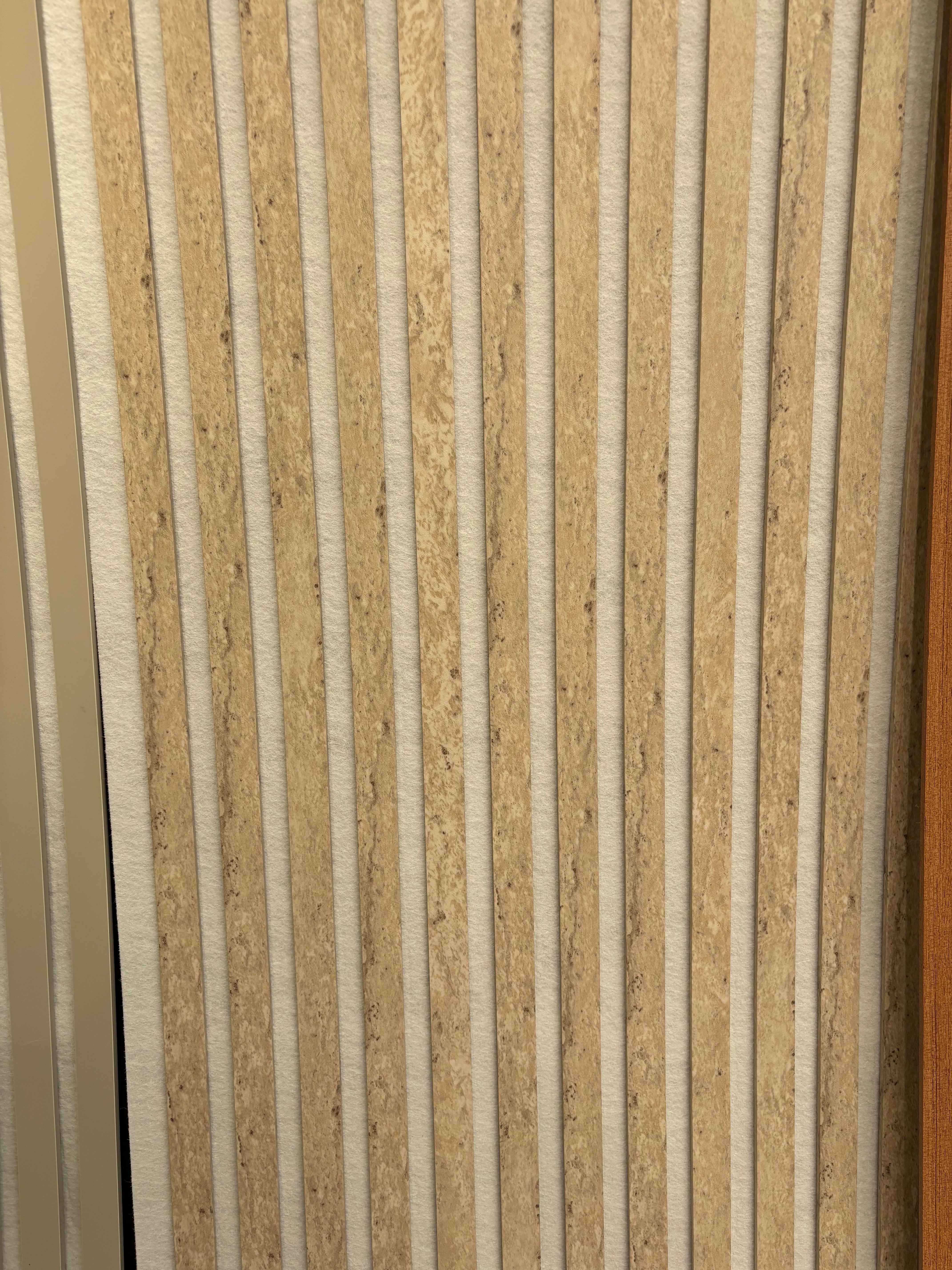 Akustik Panel Traverten 275×60 | Premium Taş Görünümü & Ses Emilimi