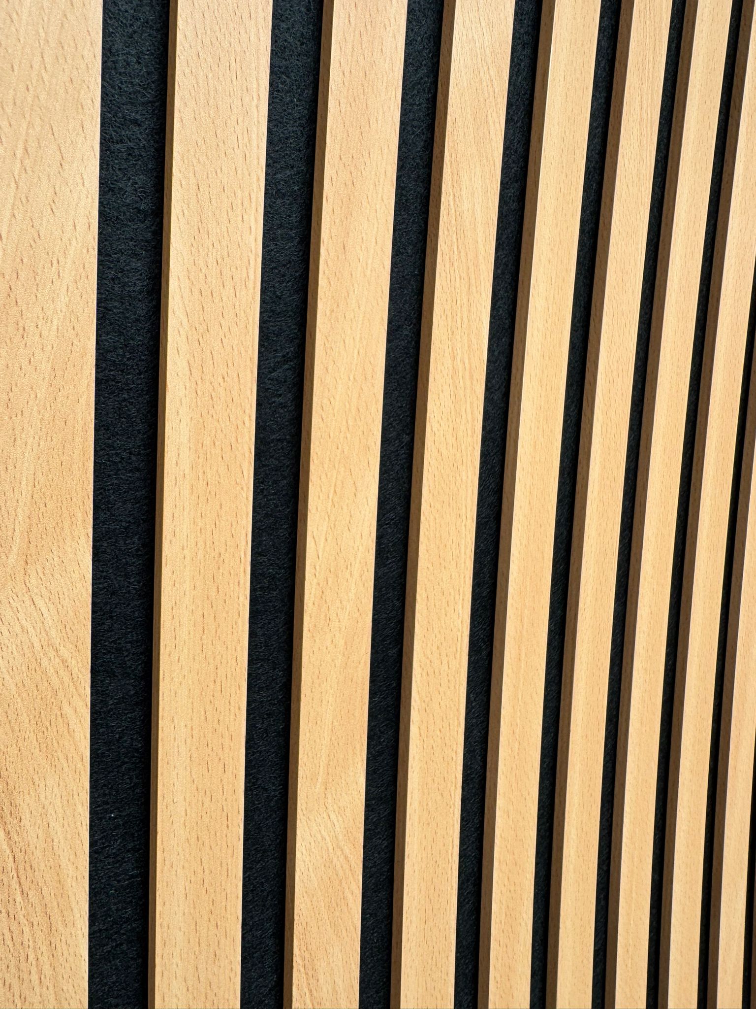 Akustik Kayın Ağacı Görünümlü Panel 275×60 cm | Sıcak Ahşap Dokusu & Ses Yalıtımı